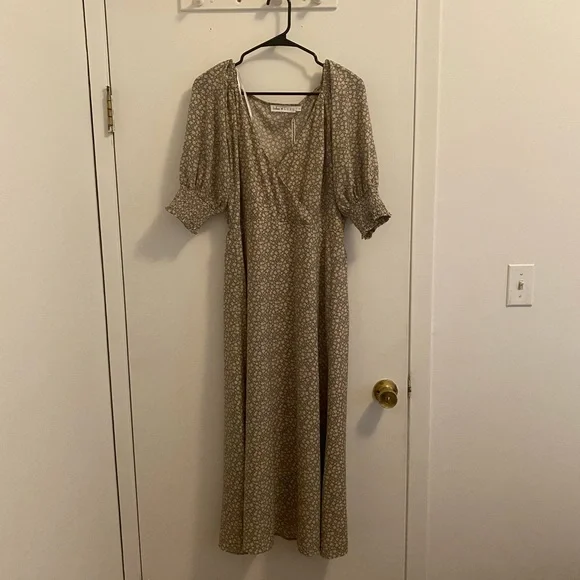 Lulus | Dresses | Lulus Time With You Sage Green Flora Print Puff Sleeve  Midi Dress | Poshmark